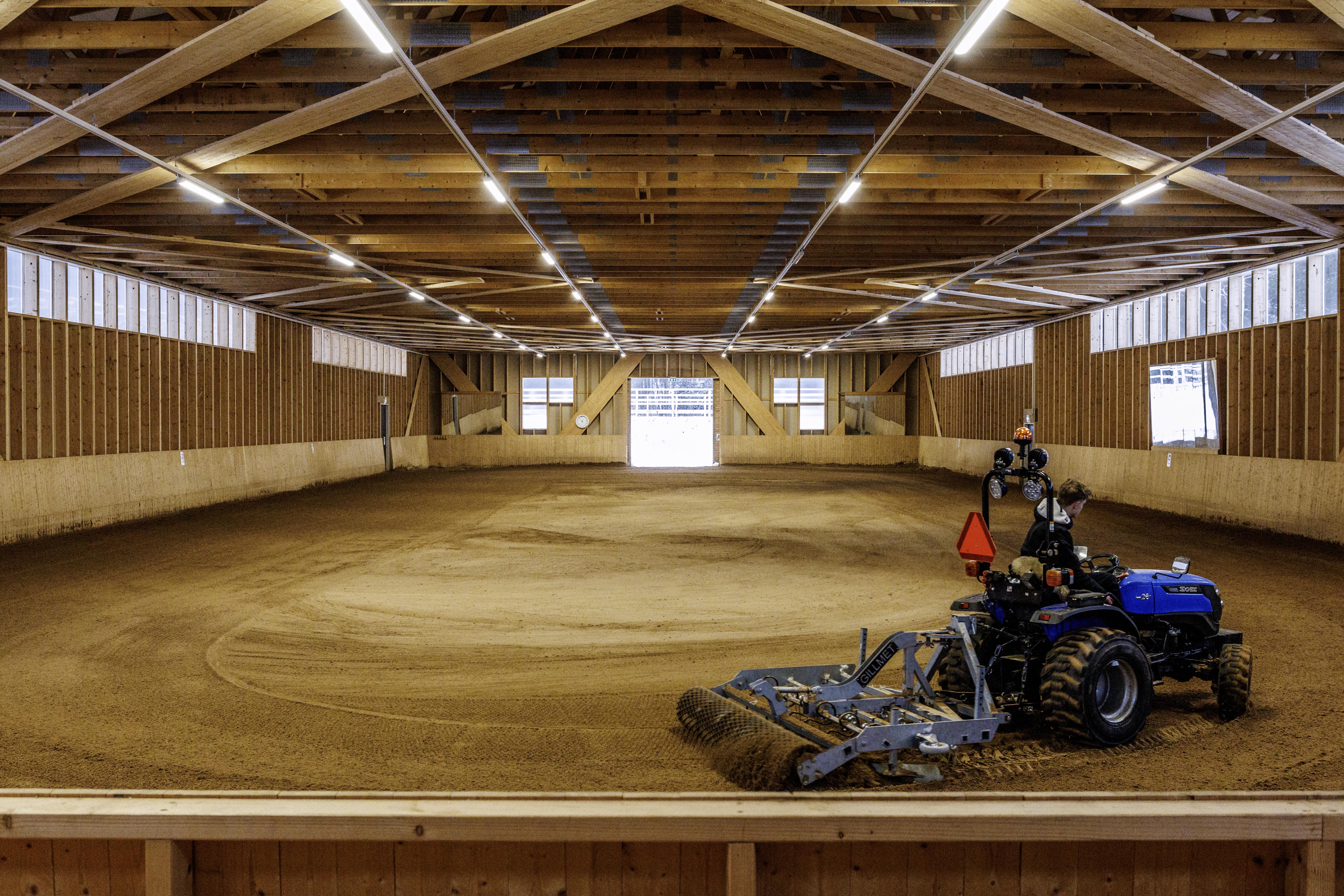 Karlvik Ranch interior stalls